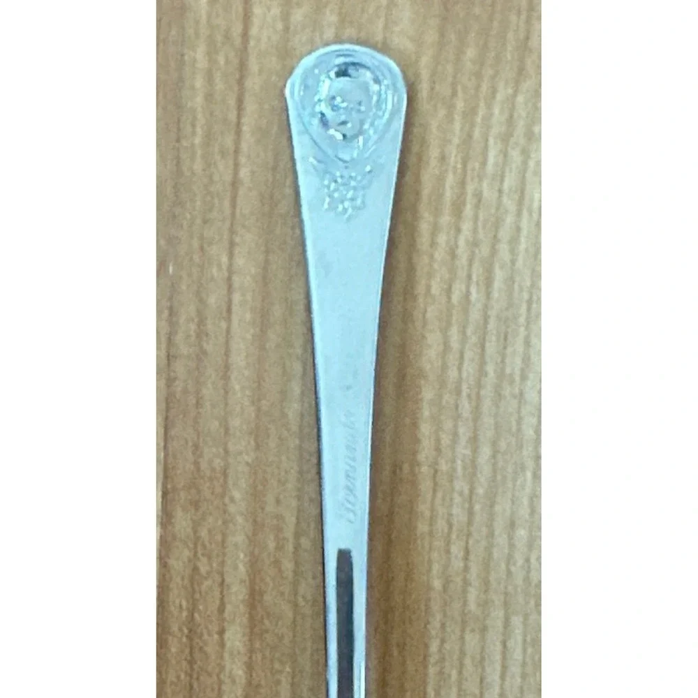 Vintage‎ Gerber Oneida Baby Spoon Winthrop Silver Plate 5.5